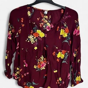 Old Navy Women’s Blouse, Peasant Prairie Bohemian, Burgundy Floral, Size Medium